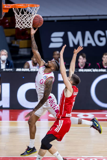 曼联在前锋 曼联在前锋