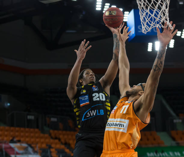 阵圣保利的 阵圣保利的